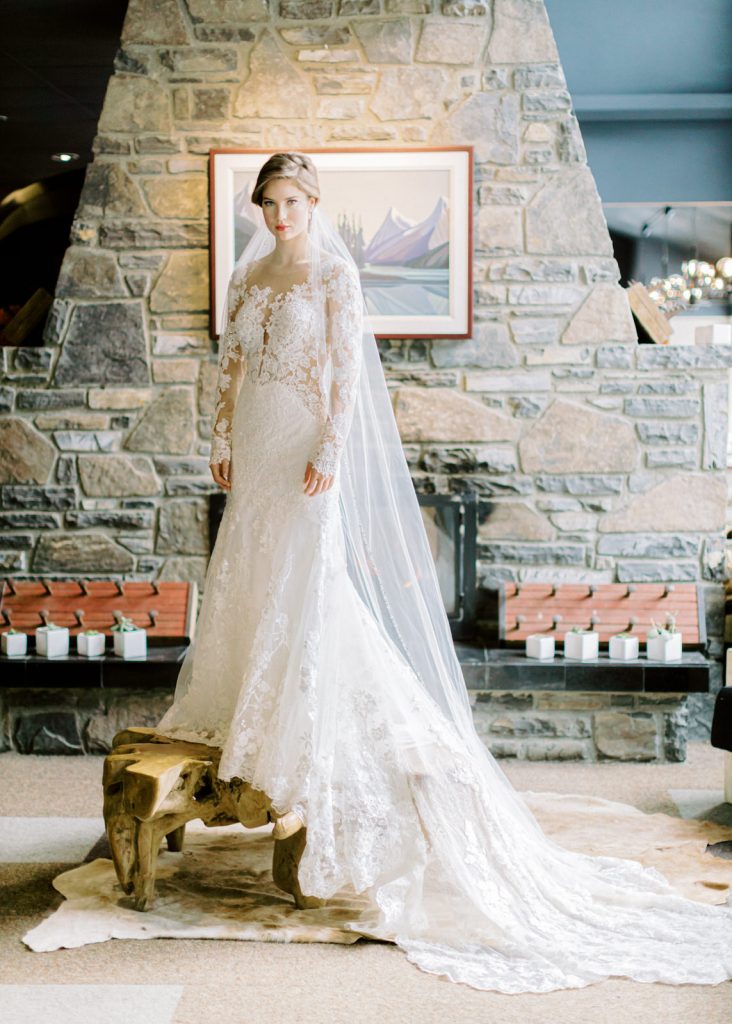 Bride with long veil - Fine Art Wedding Photographer in Edmonton | Vincent Ybanez Photo