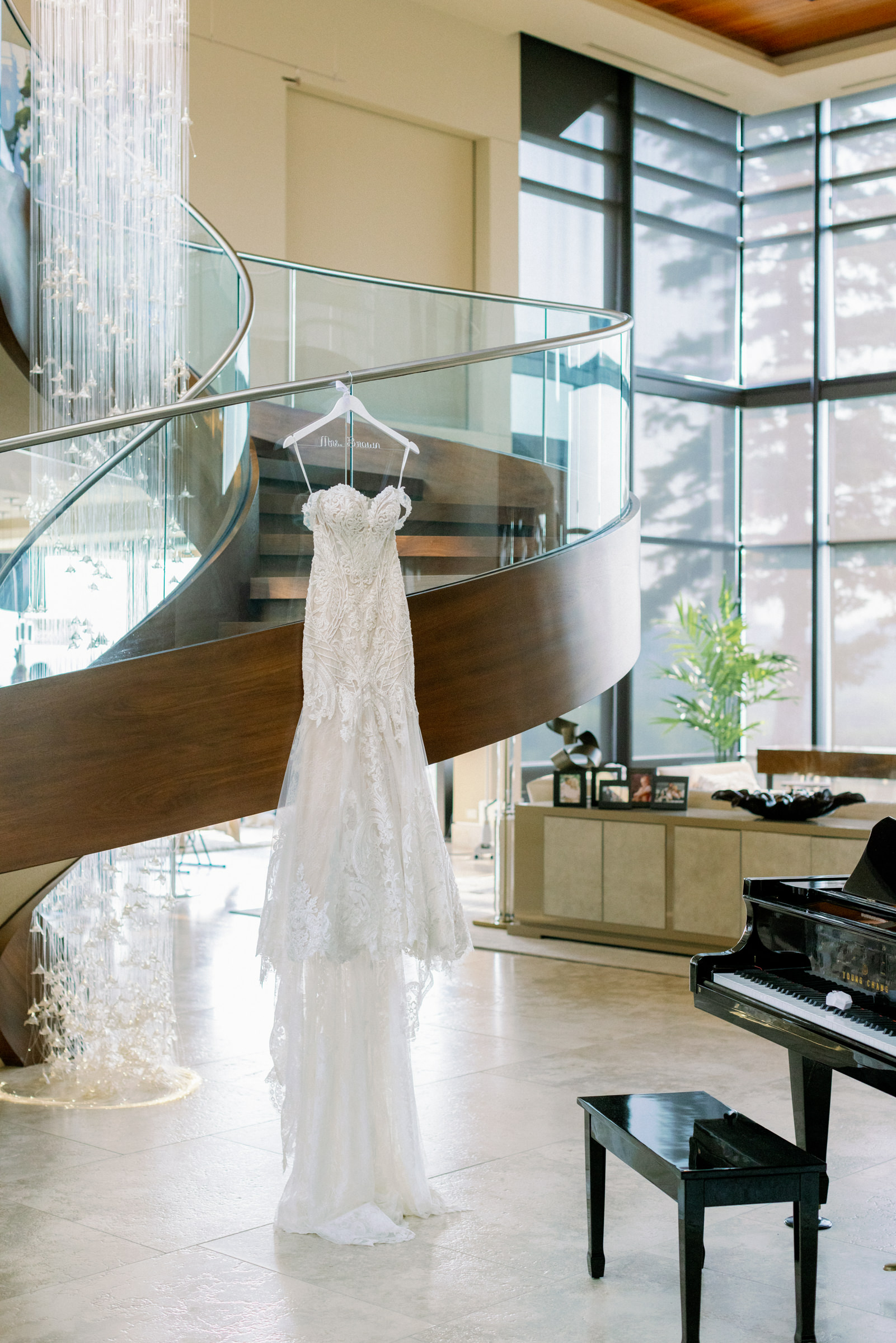 Elegant Luxury Wedding - Montreal and Toronto wedding photographer