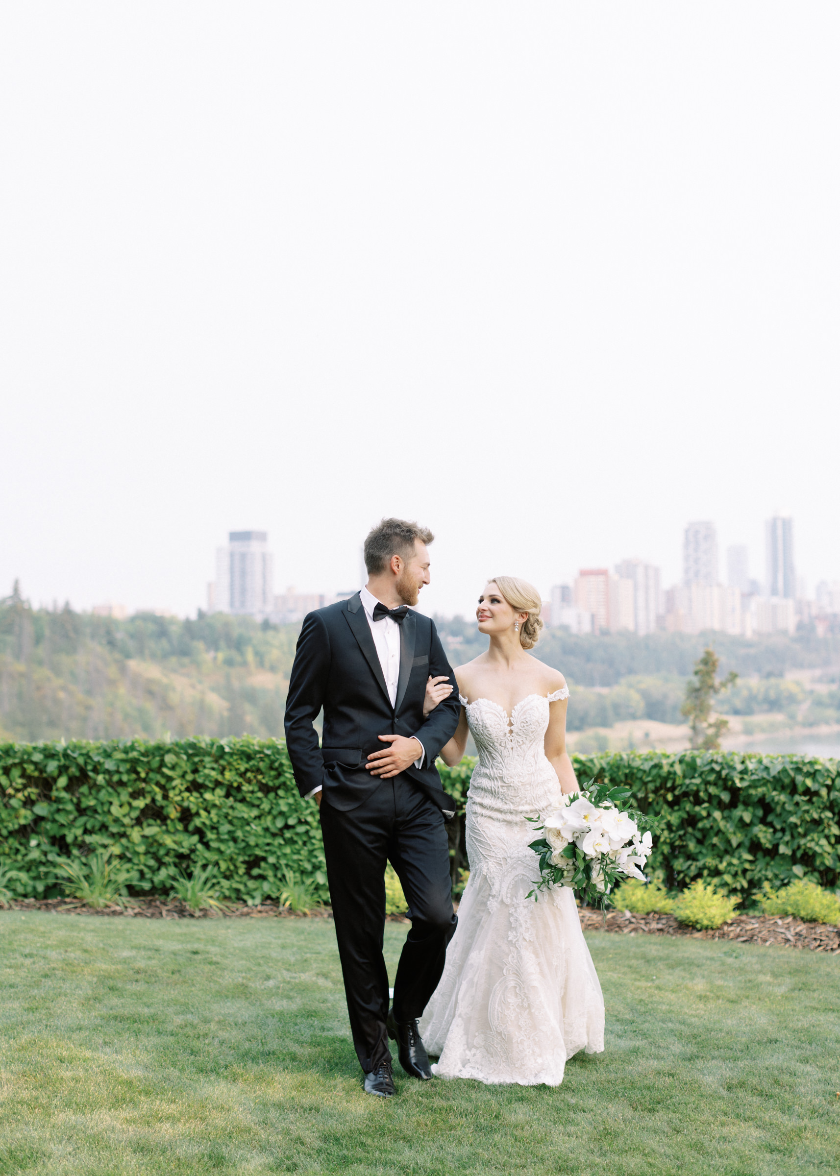 Elegant Luxury Wedding - Montreal and Toronto wedding photographer