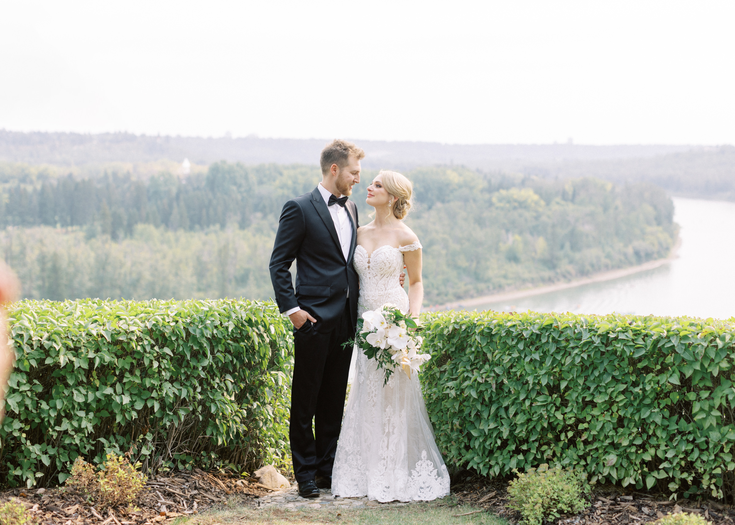Elegant Luxury Wedding - Montreal and Toronto wedding photographer