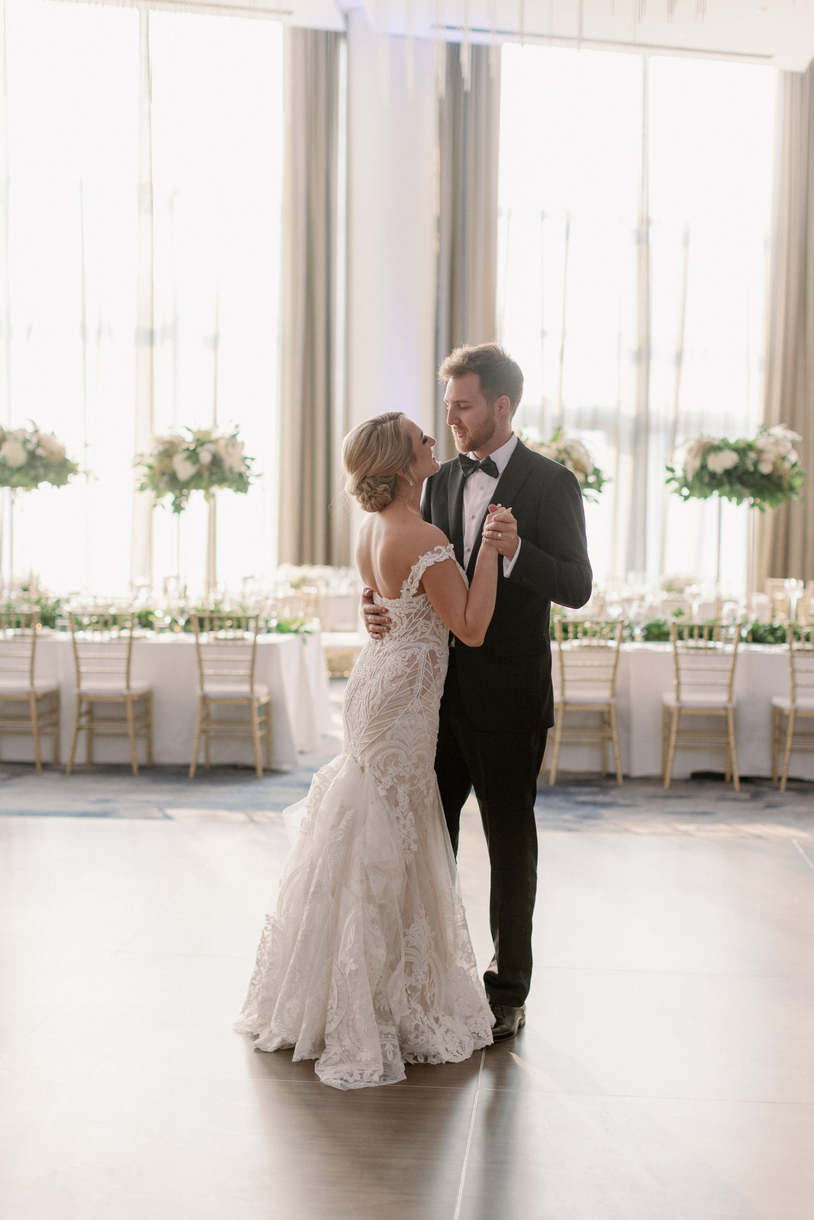 Elegant Luxury Wedding - Montreal and Toronto wedding photographer