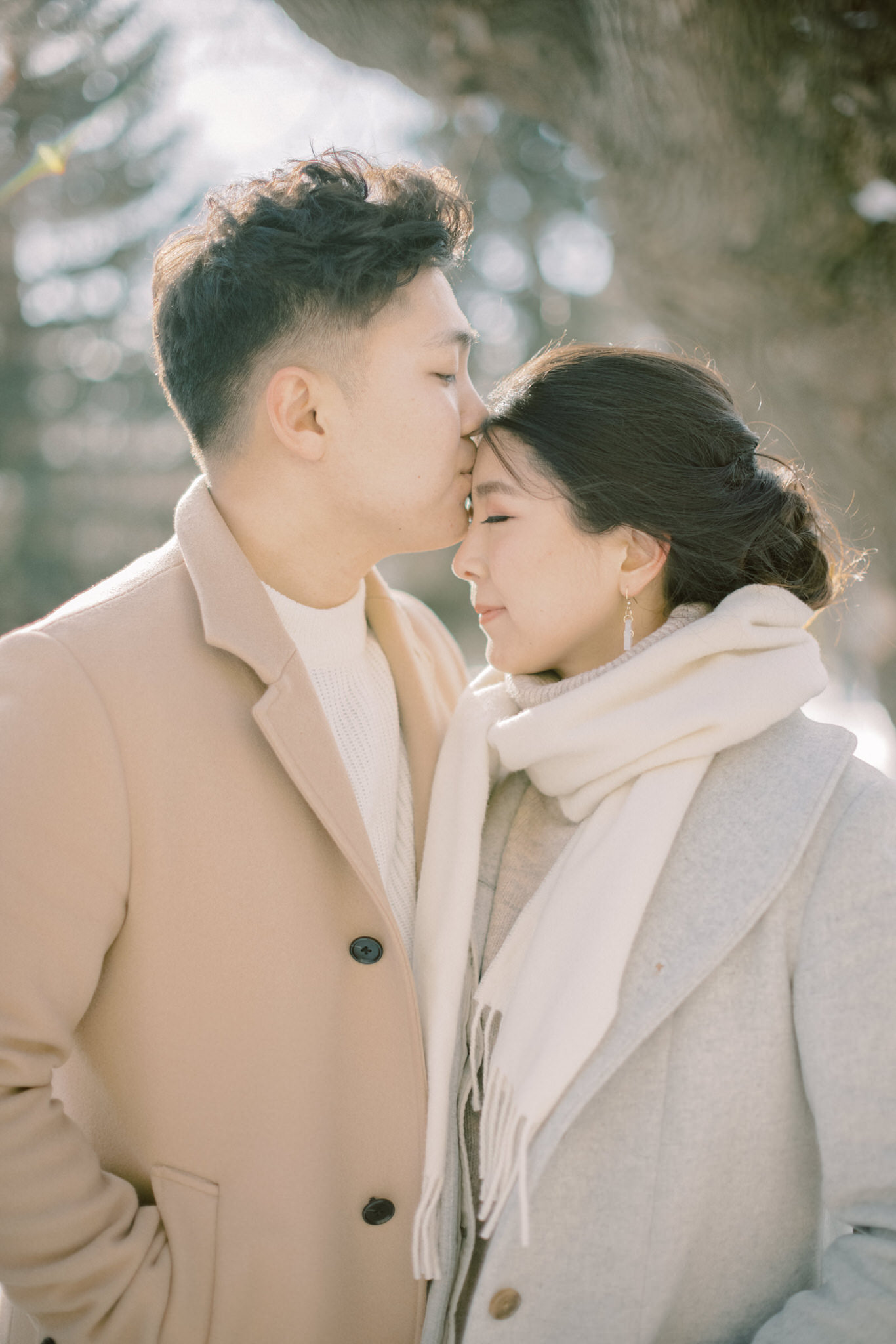 winter engagement session soft pastel colours - Montreal and Toronto wedding photographer