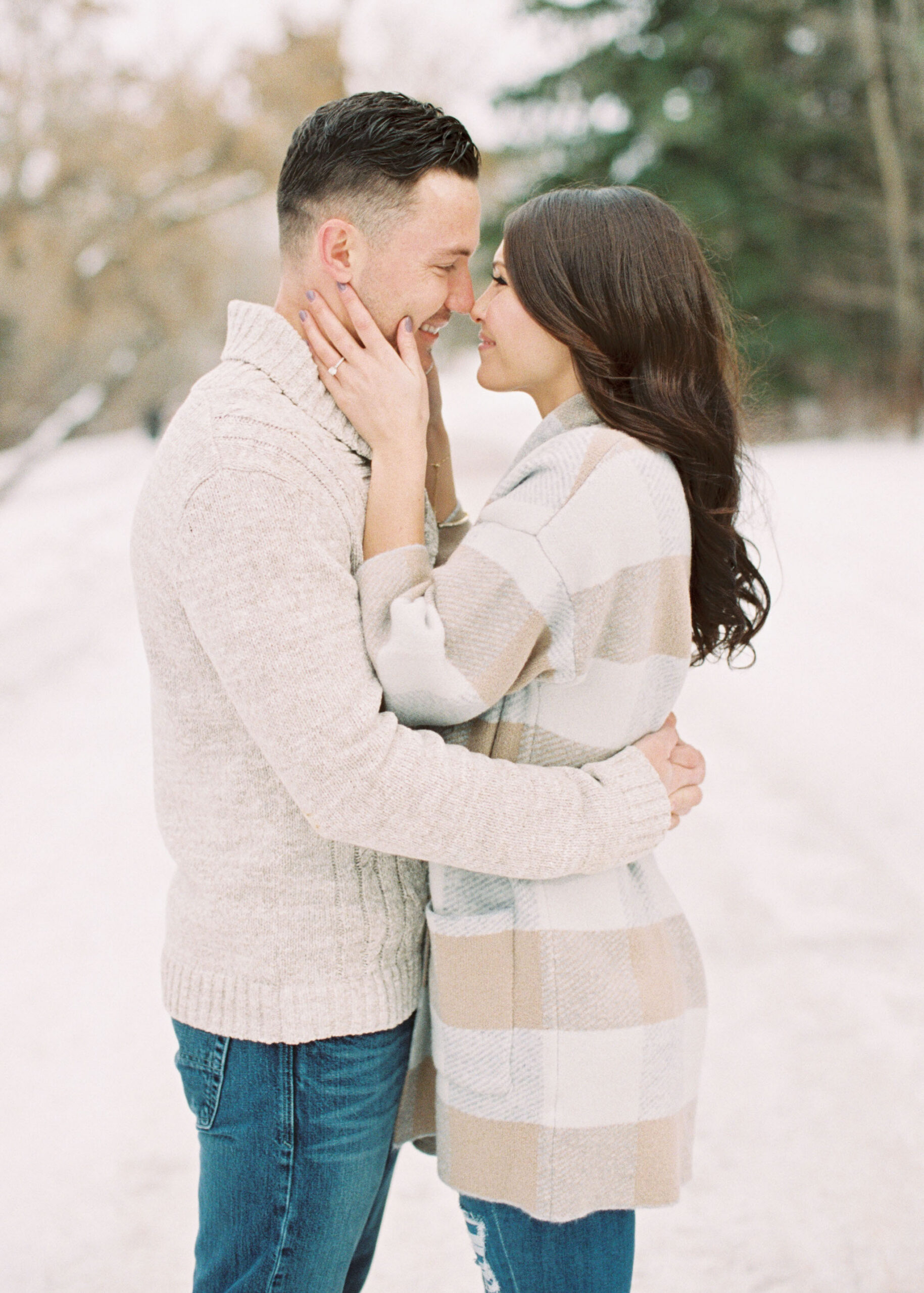 Winter engagement session - wedding photographer in Montreal