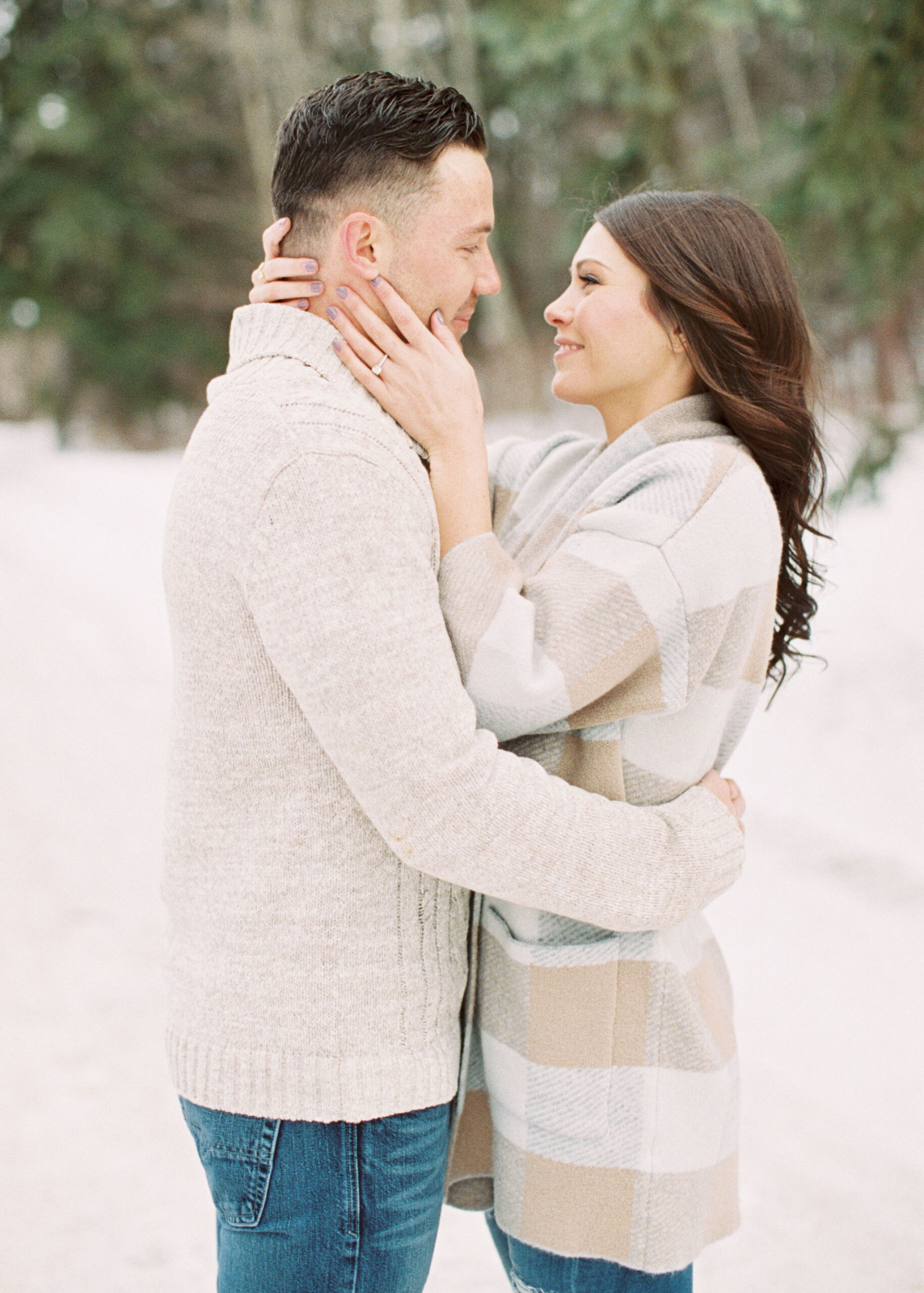 Winter engagement session - wedding photographer in Montreal