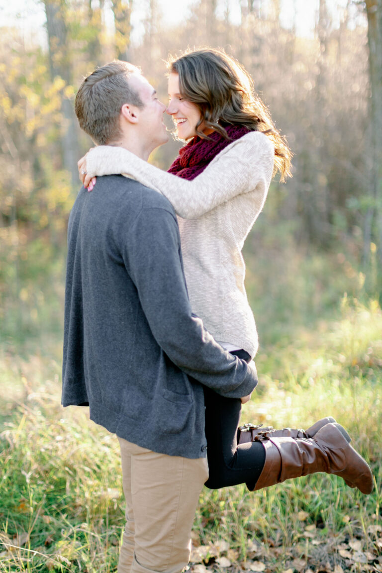 fall engagement session - Montreal wedding photographer