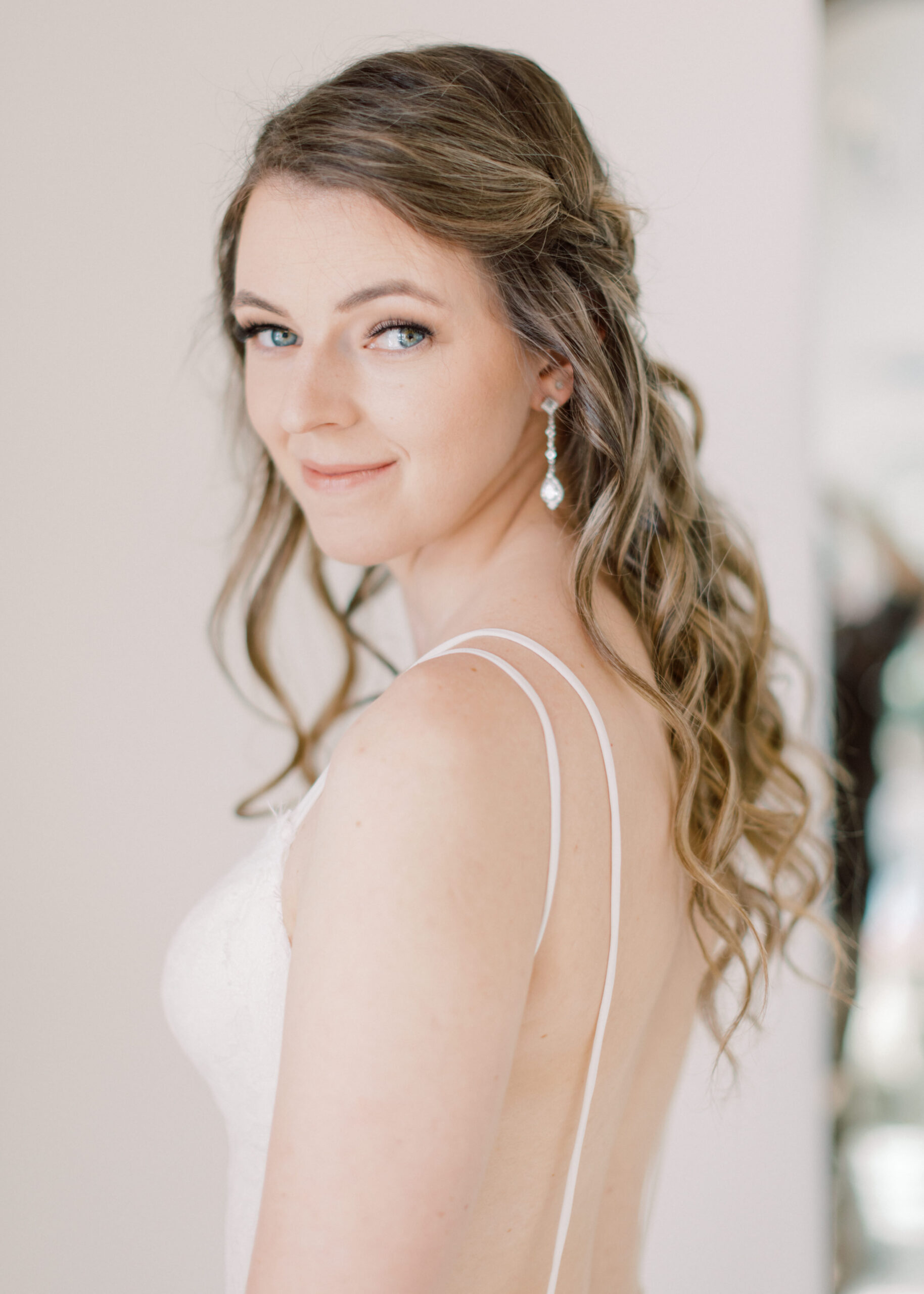 Elegant barn wedding - Montreal and Toronto wedding photographer