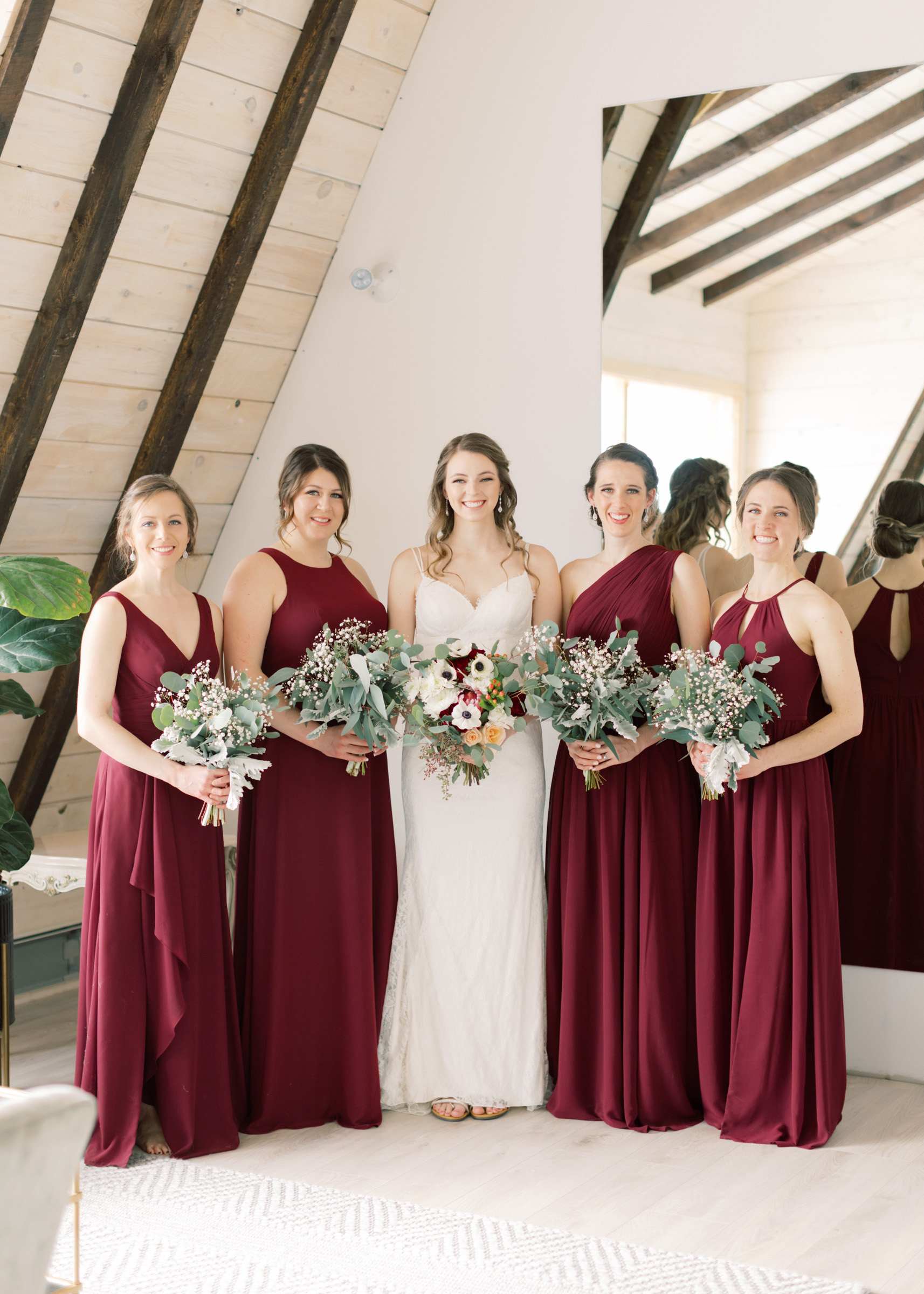 Elegant barn wedding - Montreal and Toronto wedding photographer