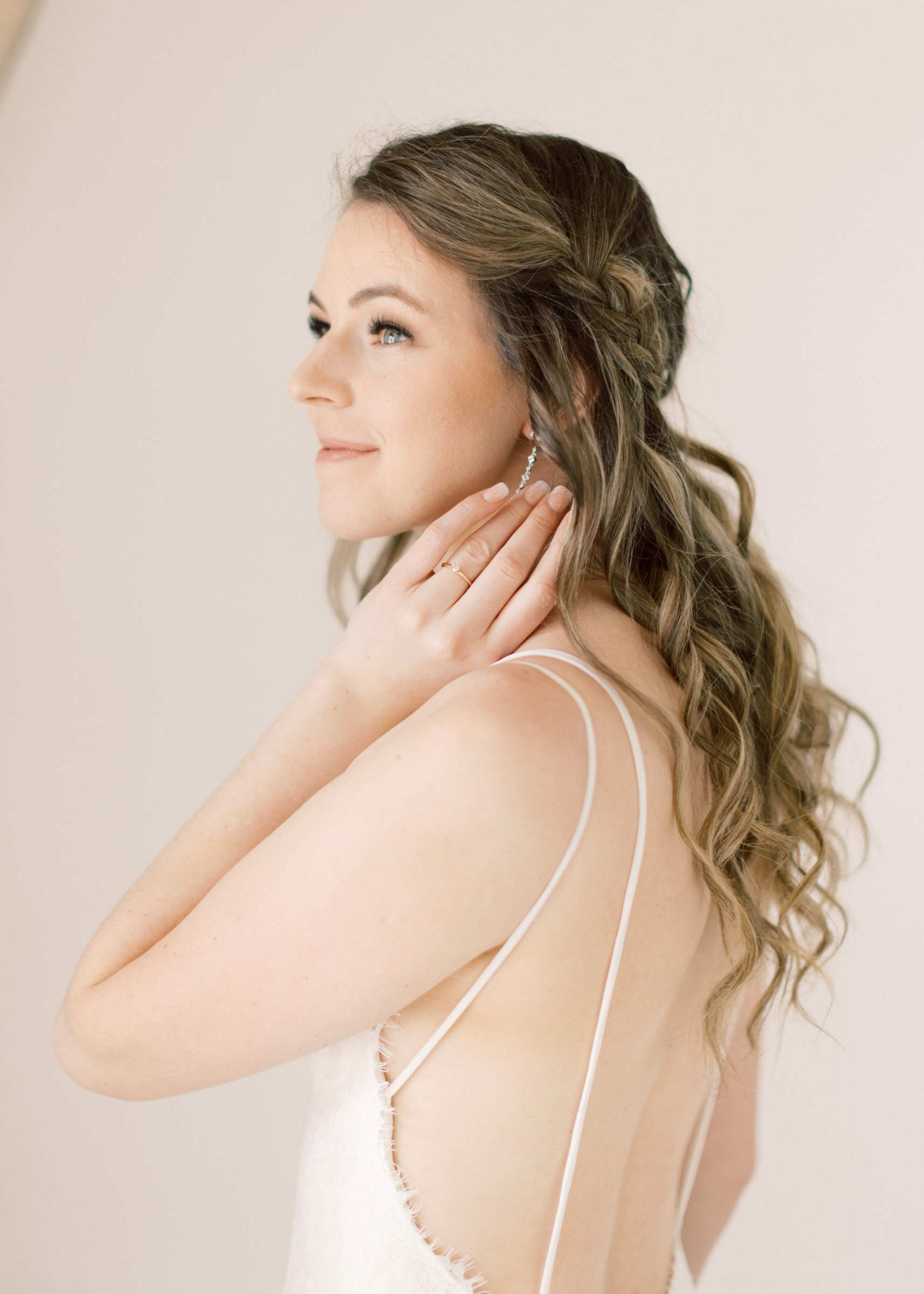 Elegant barn wedding - Montreal and Toronto wedding photographer